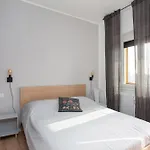 Gambara Urban Flat - Stylish And Next To Metro 公寓 *