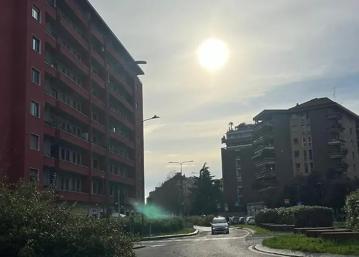 Apartment Gambara Urban Flat - Stylish And Next To Metro Milan